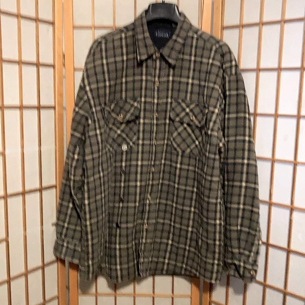 Vintage Basic Editions flannel plaid shirt jacket quilt lined L runs like M.